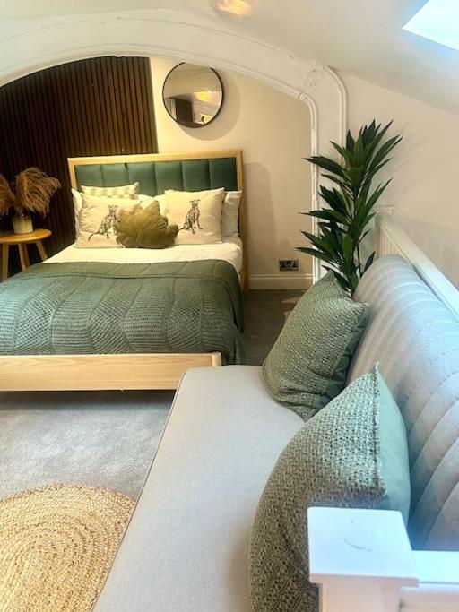 Cosy Stylish Studio Apartment Trowbridge Ngoại thất bức ảnh